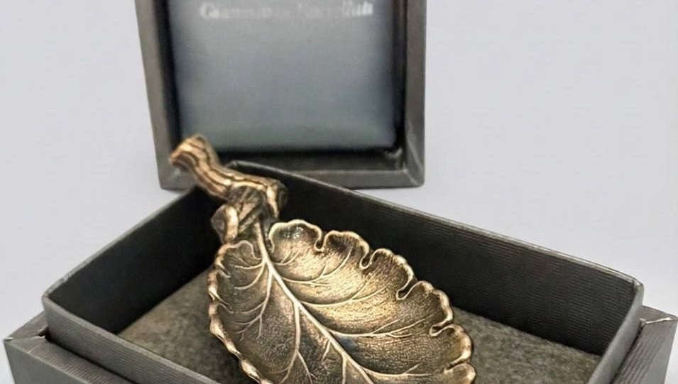 OBJECTS,WATCHES AND MORE